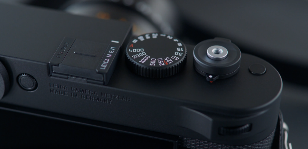 Дискове и бутони на Leica M EV1